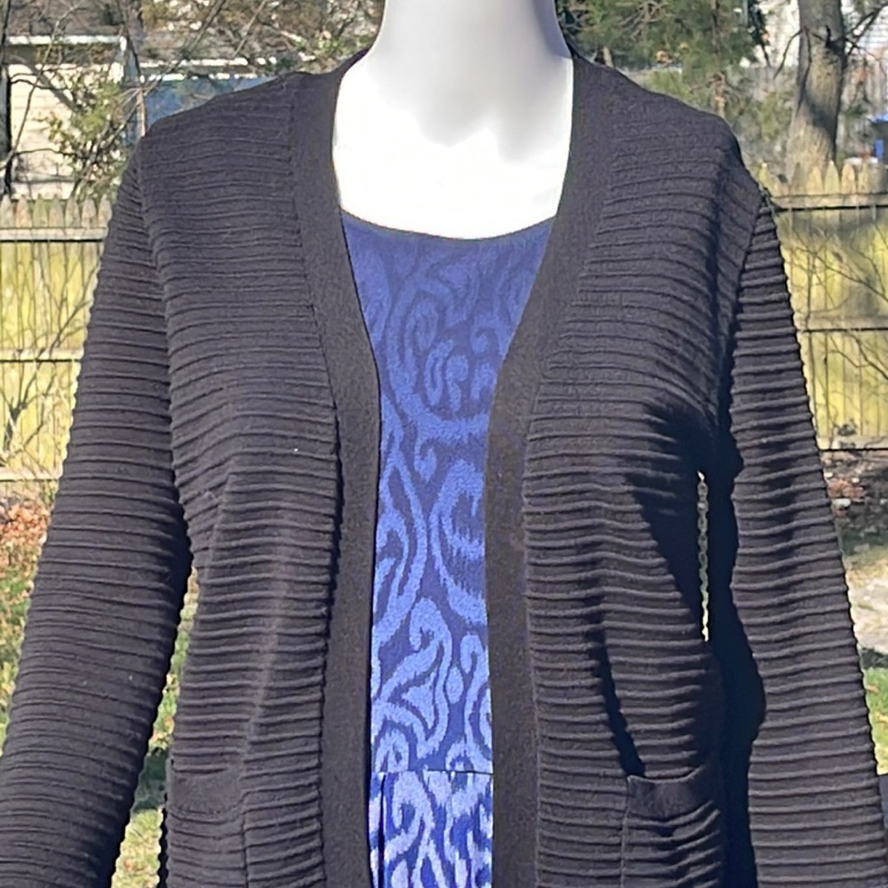 🍁Open black cardigan sweater by verve ami size s.